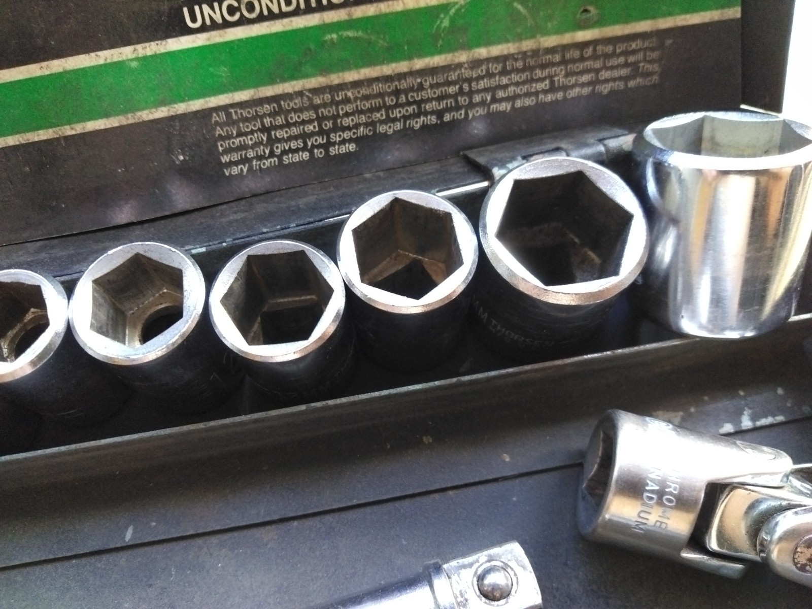 Vintage Thorsen M3813 Piece 3/8″ Metric Socket Set Metal Case Ratchet