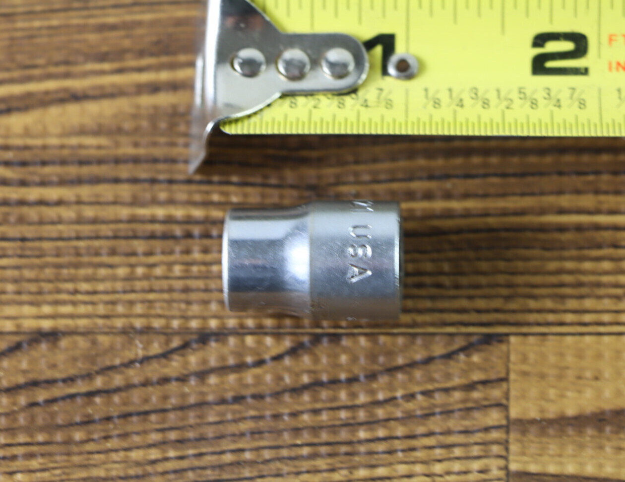 Snap-On 3/8″ Drive 12 Point SAE 3/8″ Flank Drive Shallow Socket F121 USA