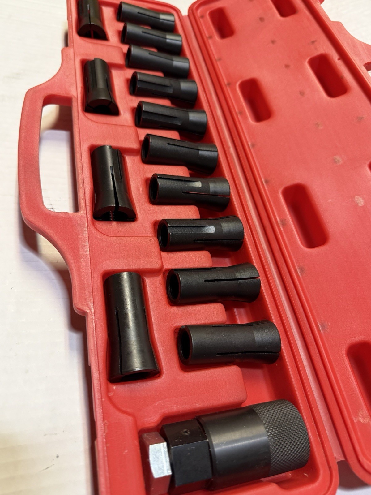 Cal-Van Tools 95500 15 piece SAE 1/4″ to 5/8″ Roller-Type Stud Extractor Set NEW