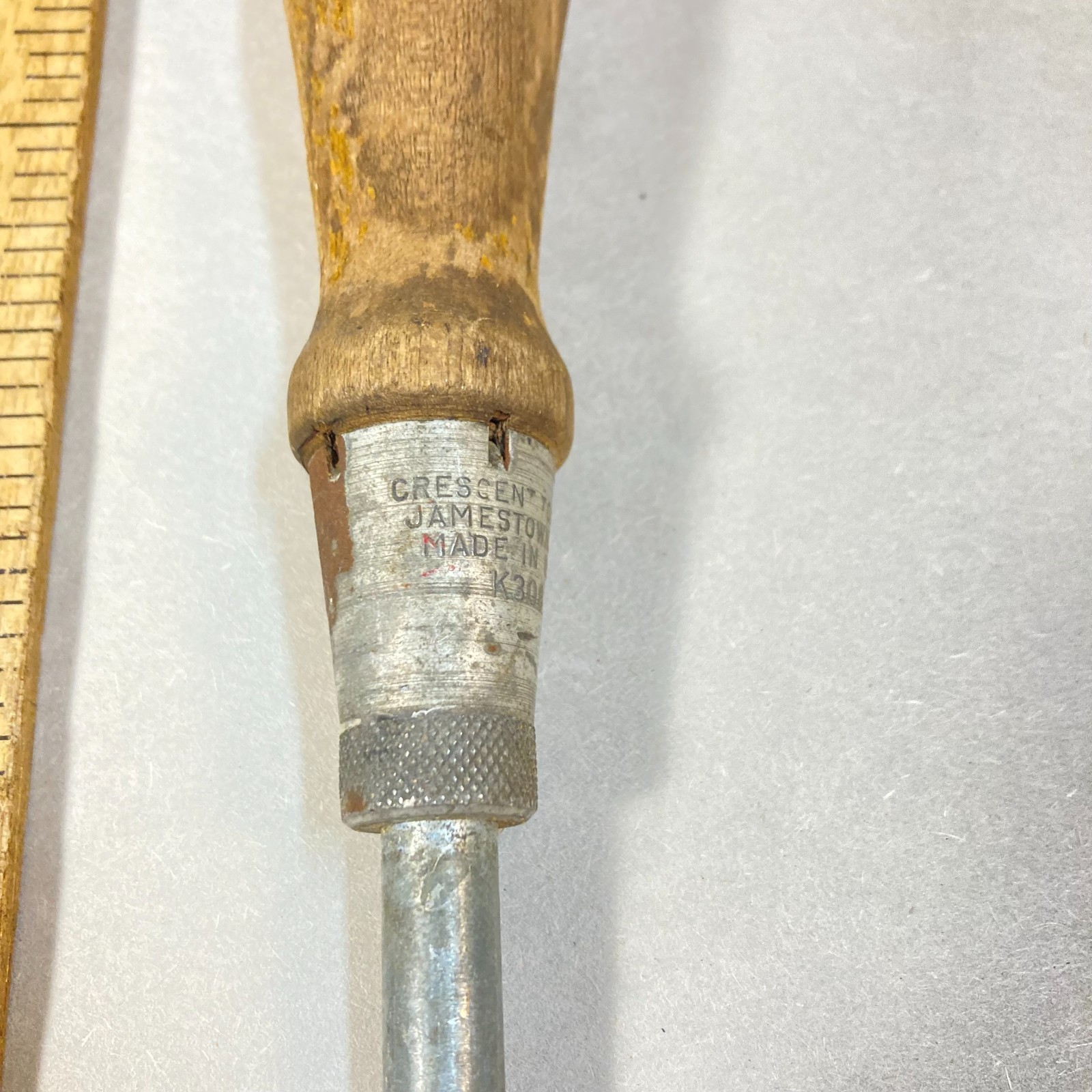 Vintage Crescent Tool Co. Flat Slotted Screwdriver 8″ Wood Handle #K308 USA