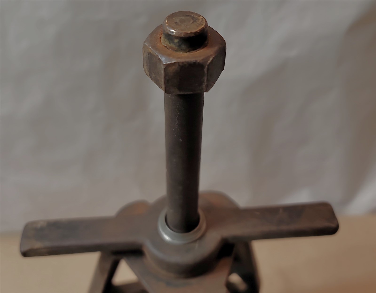 Posi Lock Gear Puller, Model 106, 10 ton 6″ Reach