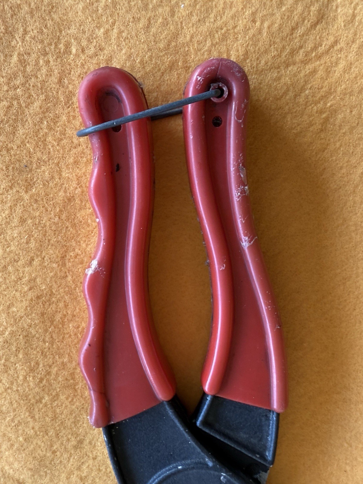 Specialty Tools Hose & Tubing Multi Cutter Made In Canada Red Handle