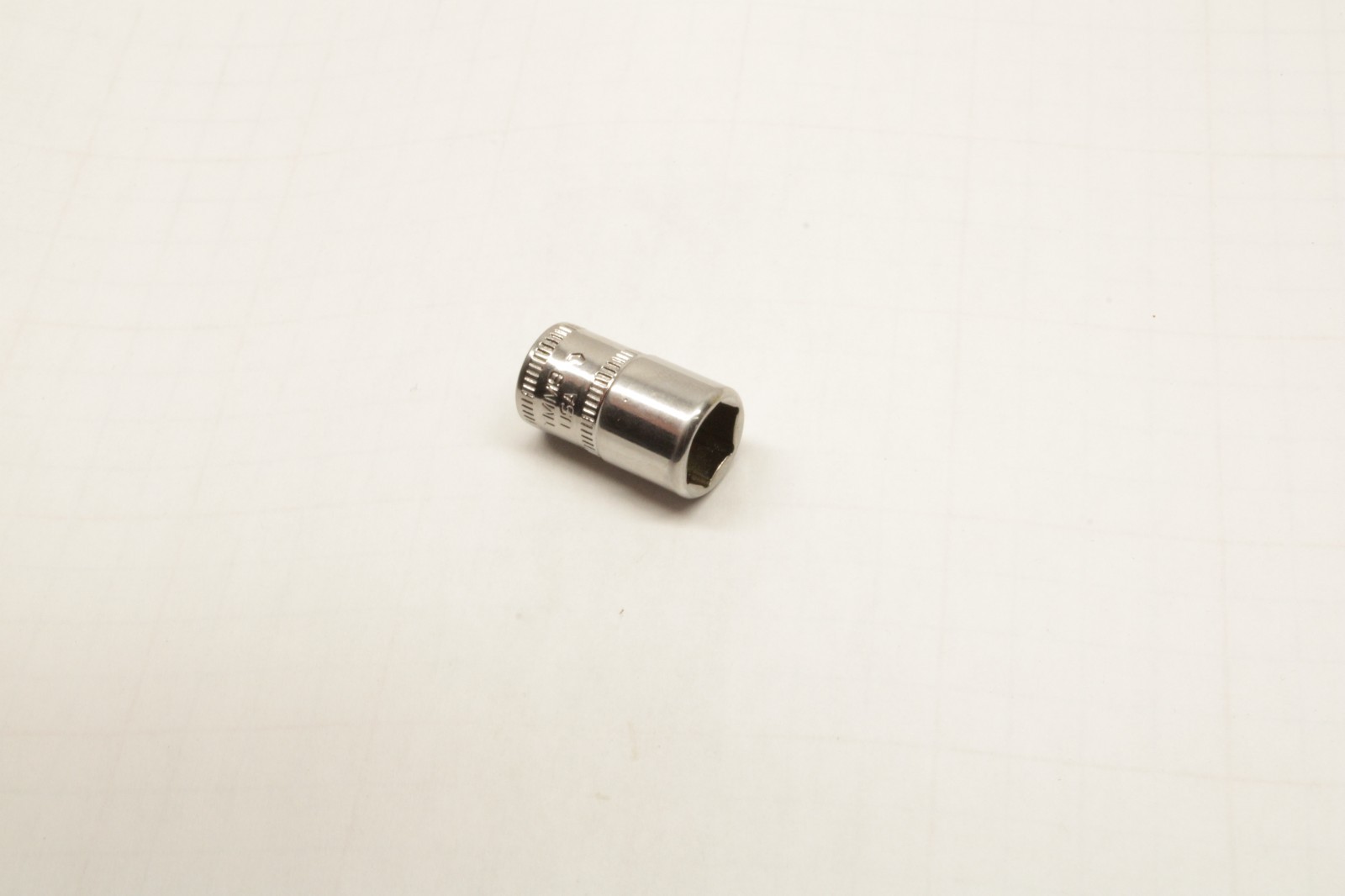 Snap-on Tools USA NEW 1/4″ Drive 6-POINT Metric 9mm Shallow Socket TMM9
