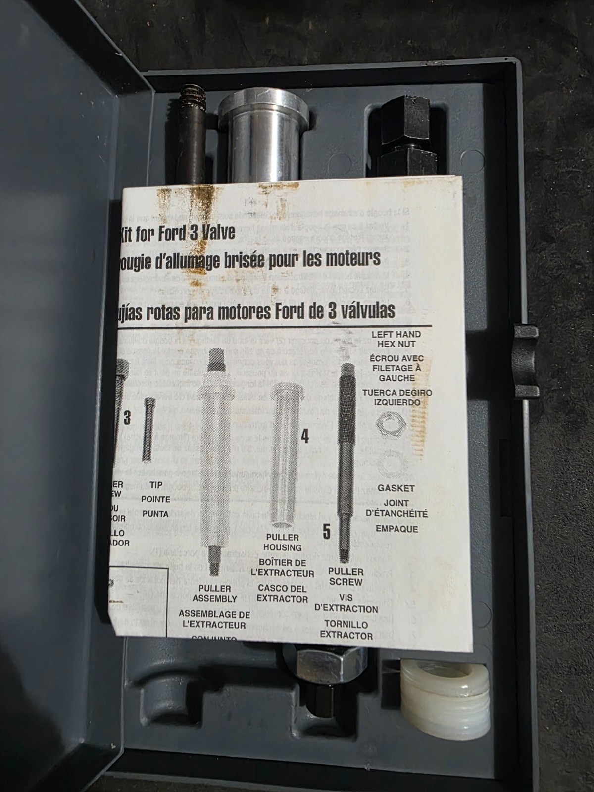 FORD BROKEN SPARK PLUG REMOVER TOOL – 3-valve Triton engine – Lisle Tools #65700