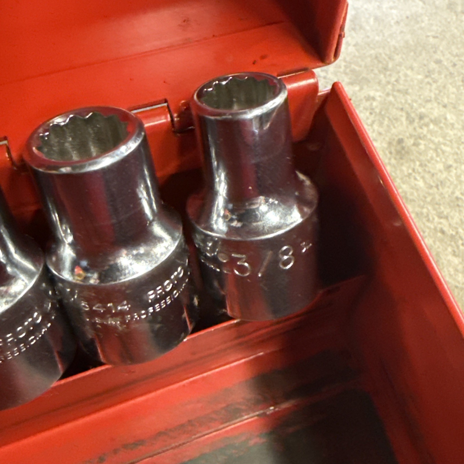26 pc. PROTO TOOLS 1/2” DRIVE PROFESSIONAL SAE SOCKET SET 12-POINT +METAL CASE