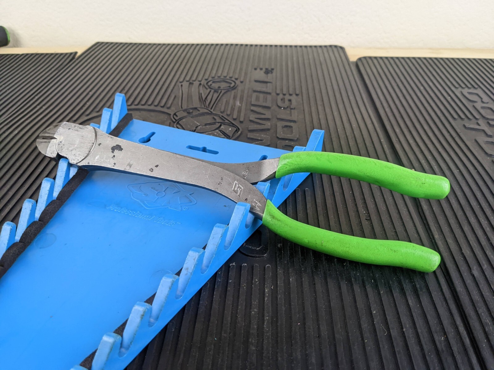 #at885 Snap On 312CF GREEN – 11″ Heavy Duty Diagonal Cutters