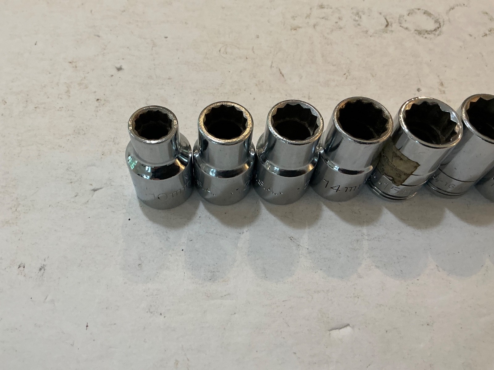 S-K tools 8 pc 1/2″ drive shallow mwtric socket set 12 pt 10mm-18mm USA made