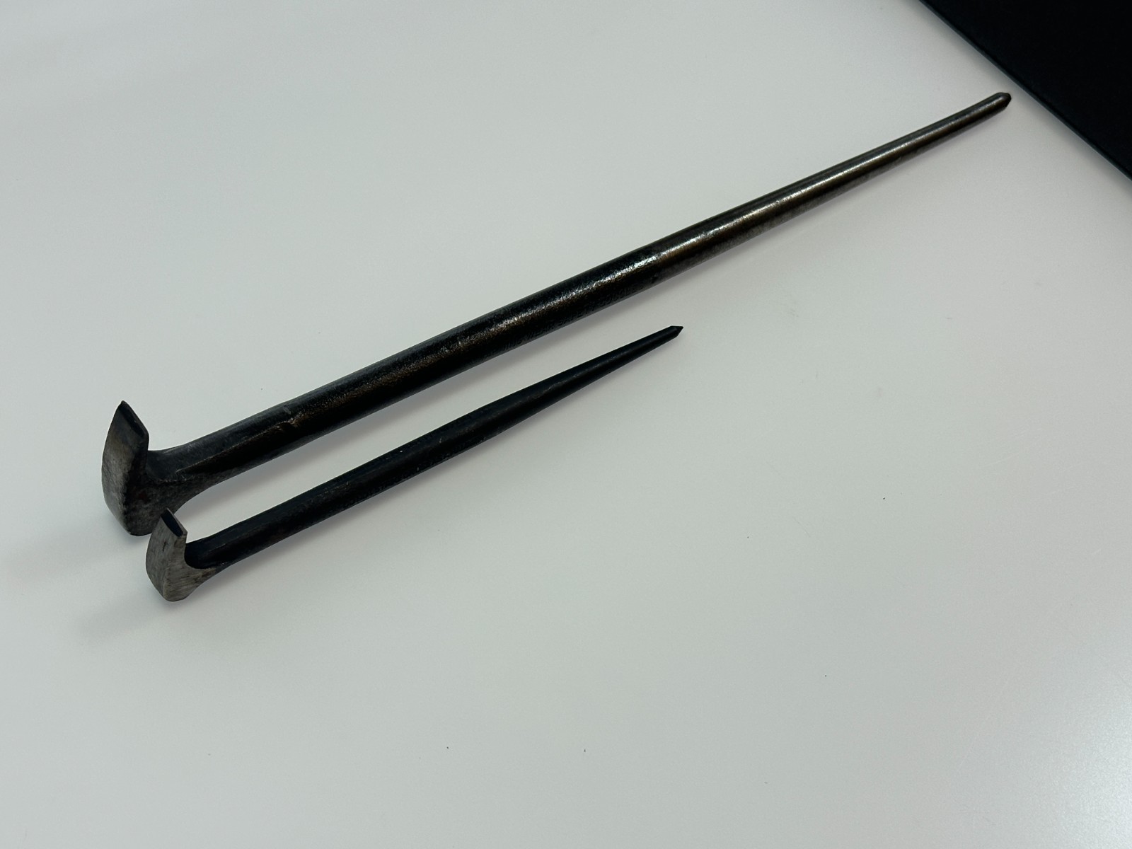 Snap-on Tools USA 2pc Rolling Head Prybar Set Pair, 650 Short 6″ & 1250 11″ Long