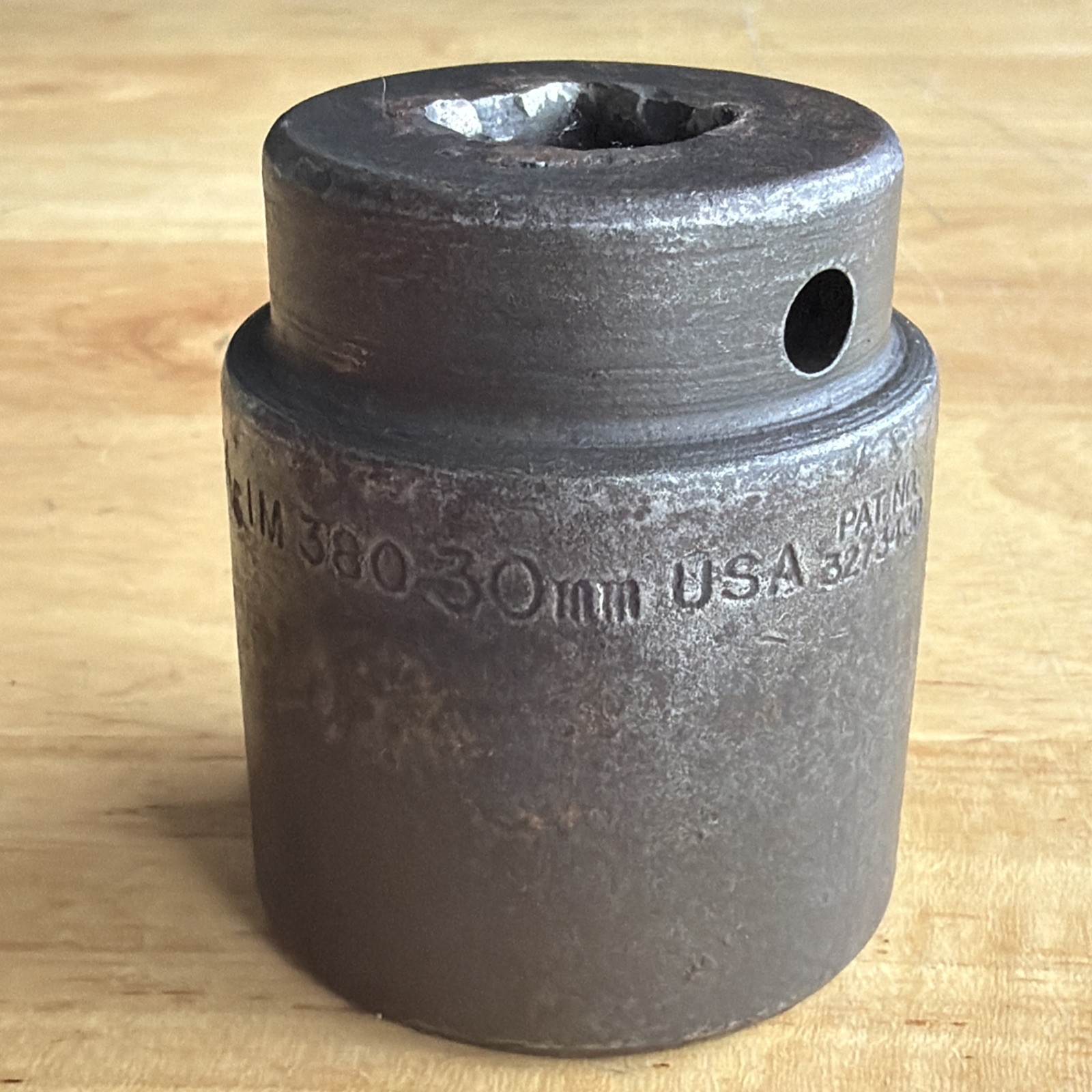 Snap On Tools 1-3/16″ 30mm Shallow Impact Socket 1/2″ Drive 6 Point IM380 USA