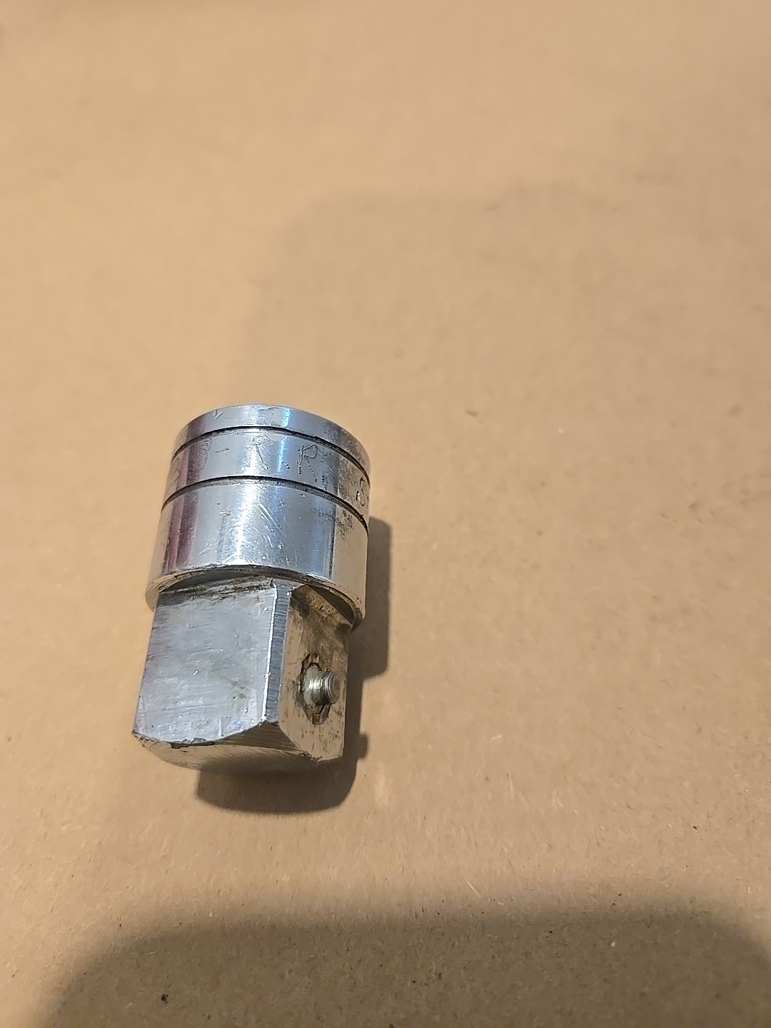 Snap On 1/2″ F To 3/4″ M Drive Chrome Locking Button Adaptor Socket USA LA12