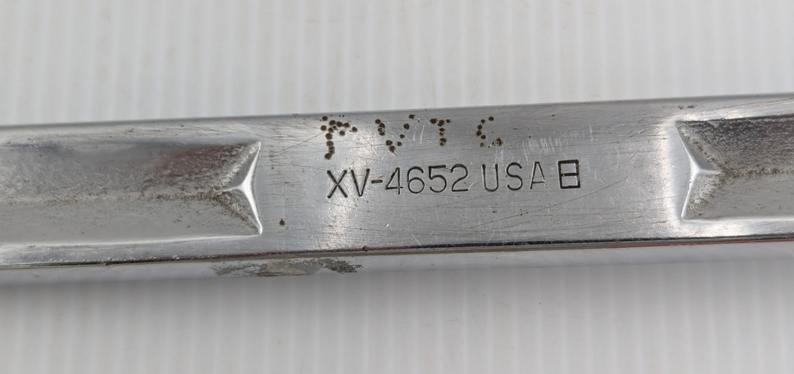 Snap-on SAE 1-7/16″ x 1-5/8″ 12 Point Offset Box Wrench XV4652