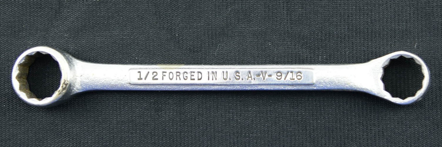 Craftsman -V- Series 5.5 Inch 12 Point 1/2″-9/16″ Offset Double Box End Wrench
