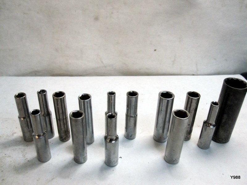 CRAFTSMAN set of 16 sockets mix lot see description
