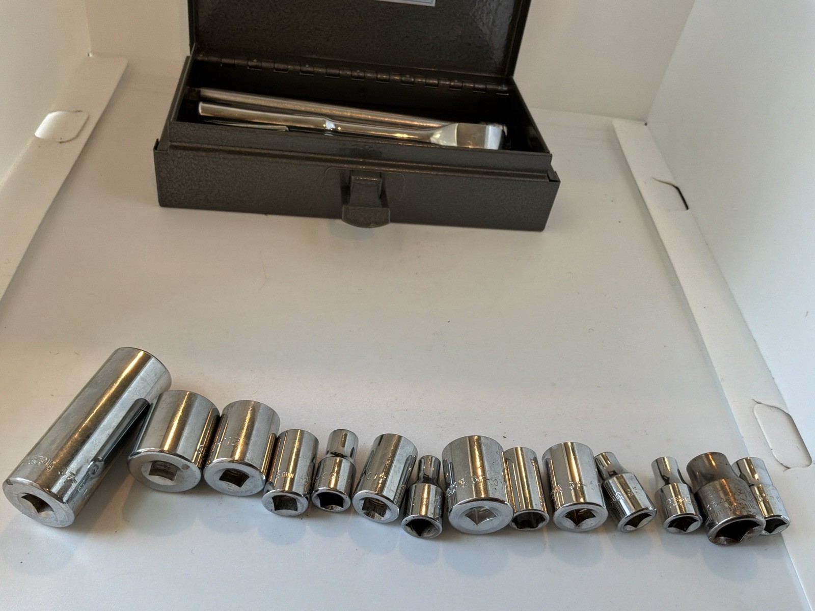Vintage Armstrong Tools 43-152 Socket Set 1/2” Drive Ratchet USA w/ Case