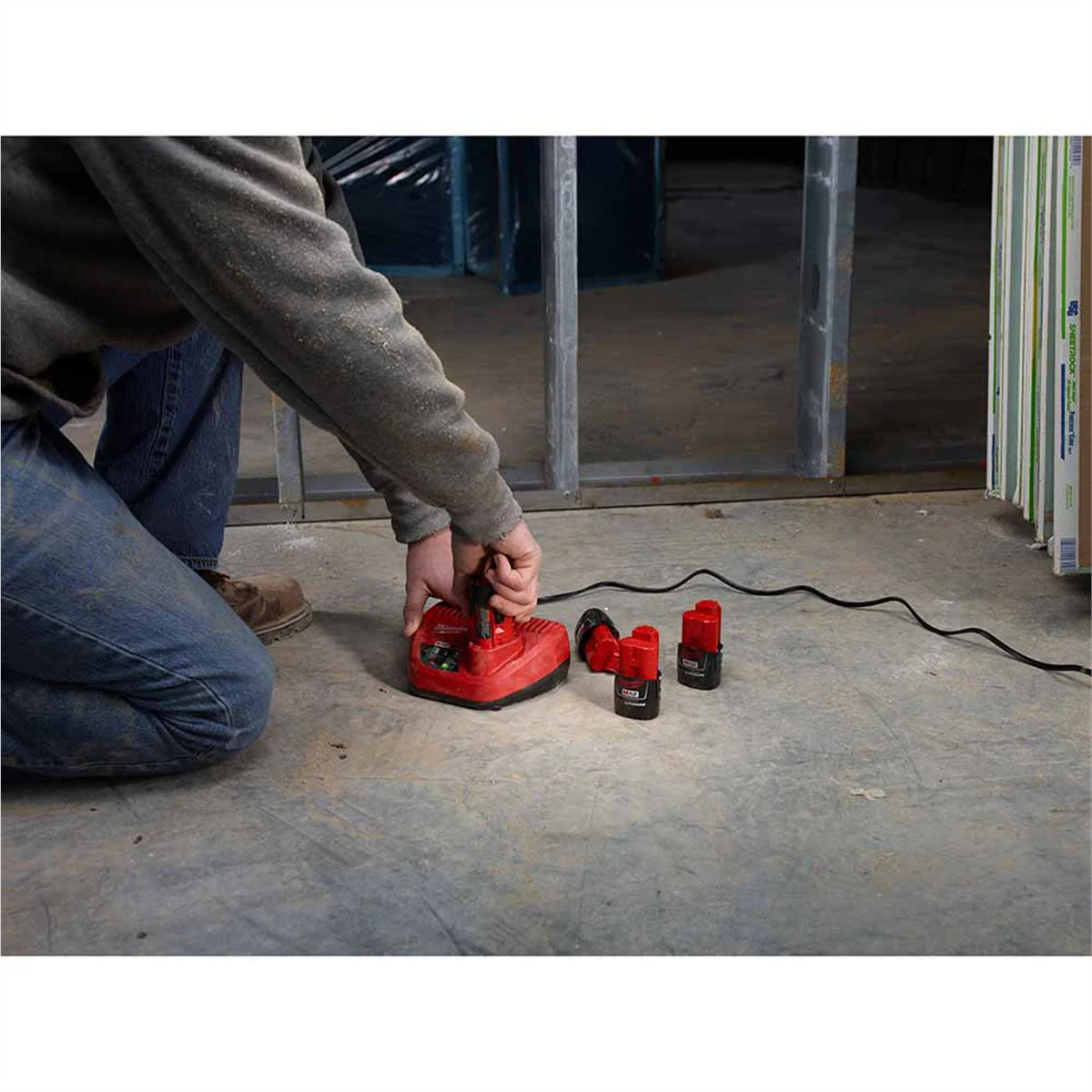 Milwaukee 48-59-2401 M12 Lithium-Ion Battery Charger