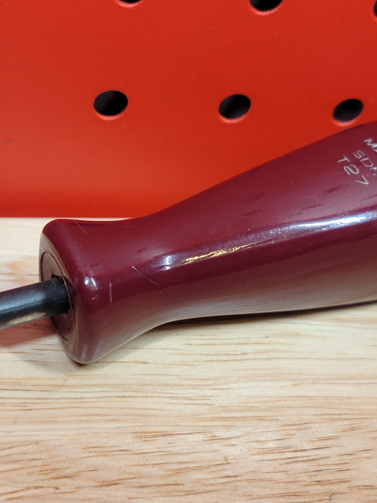 MATCO Tools SDMT27 T27 Torx Burgundy Hard Handle Driver