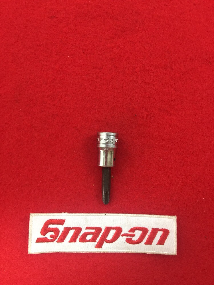 Snap-on Tools USA 3/8″ Drive Phillips # 3 Standard Chrome Socket Driver FP32A