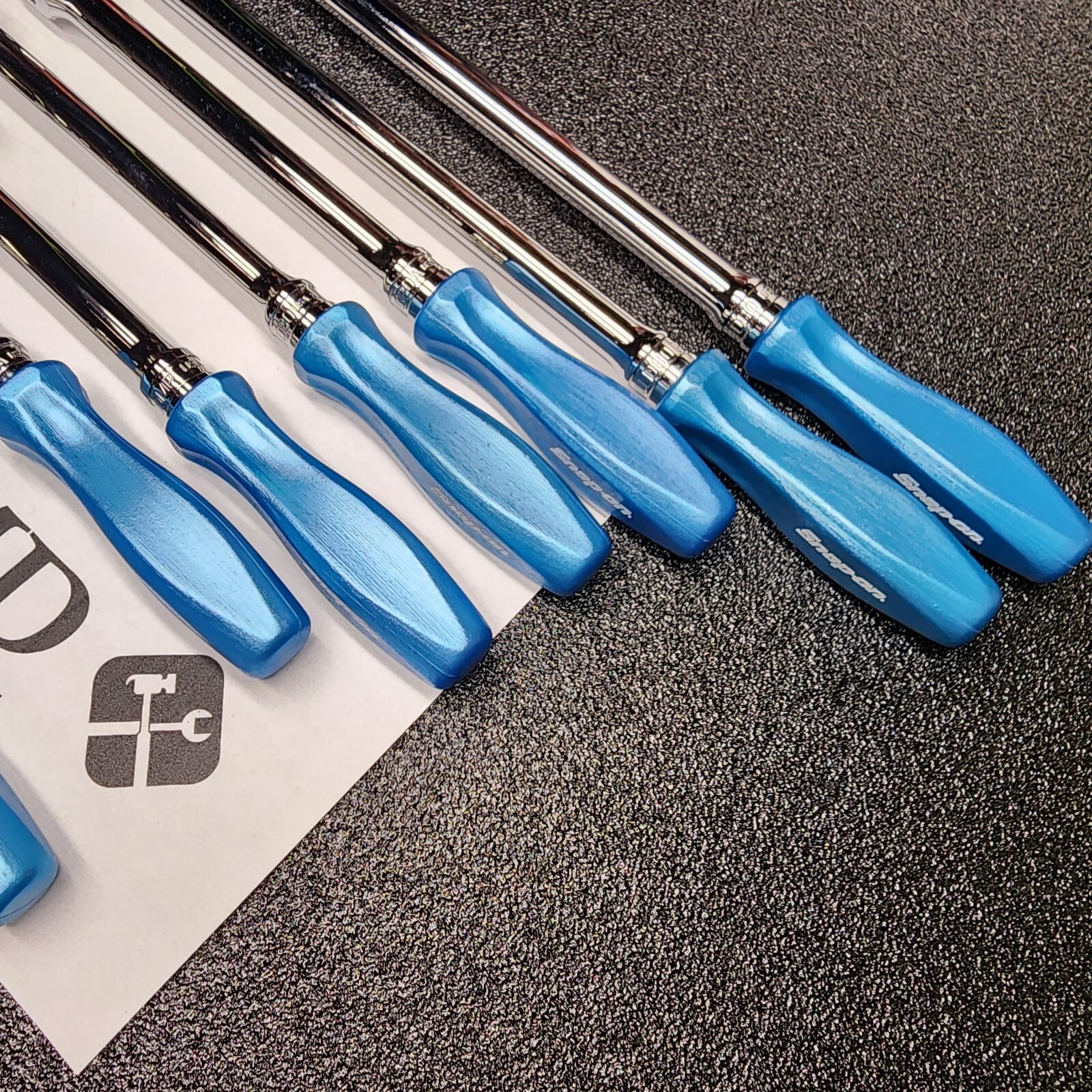 Snap-on Tools USA NEW 8pc PEARL BLUE 3/8″ Drive Fixed & Flex Head Ratchet Set