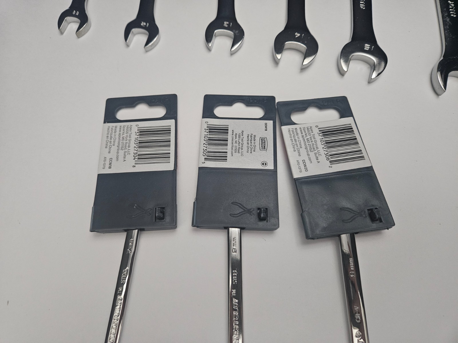 CRESCENT #CCW SERIES 15 PC METRIC 12 PT COMBINATION WRENCH SET 7MM-9MM 11MM-22MM