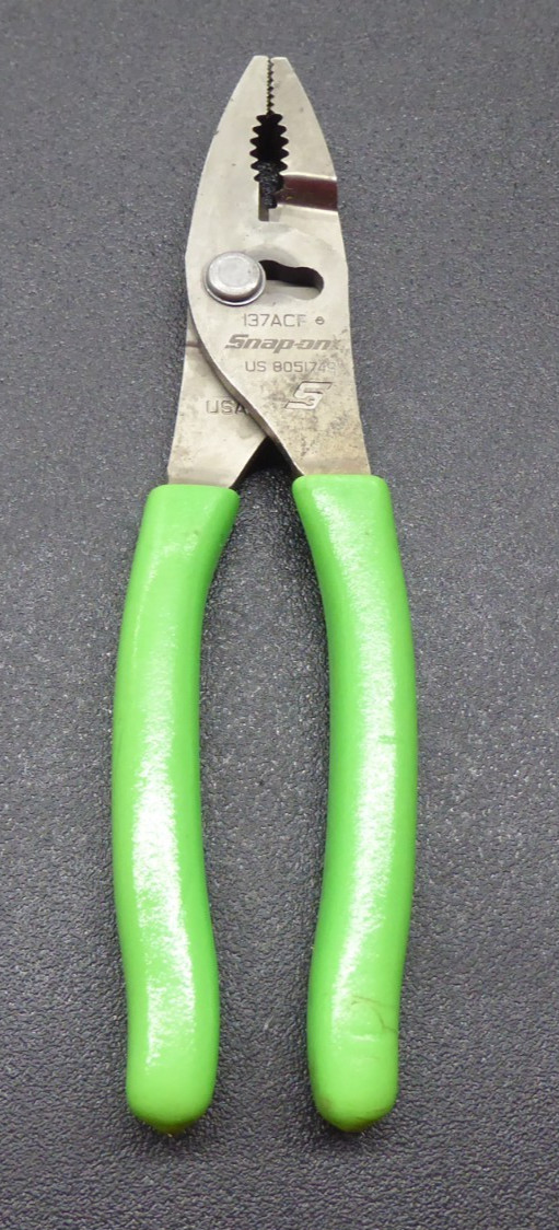 Snap On Tools 8″ Heavy Duty Talon Grip Combination Slip Joint Pliers 137ACF