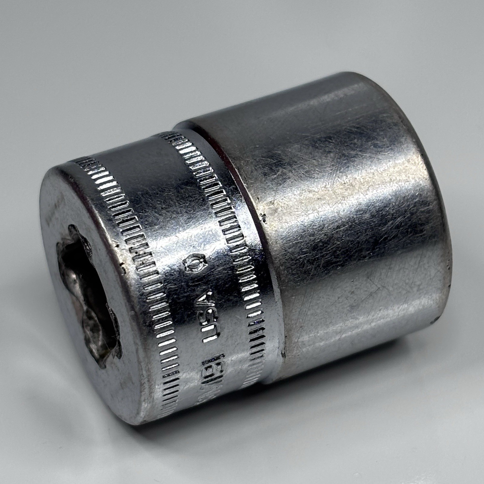 Snap On Tools FSM191 3/8 Dr 6Pt Metric 19mm Flank Dr Shallow Chrome Socket USA