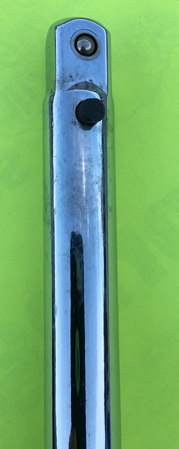1/2” Drive X 10” Locking Extension Bar Pin Release
