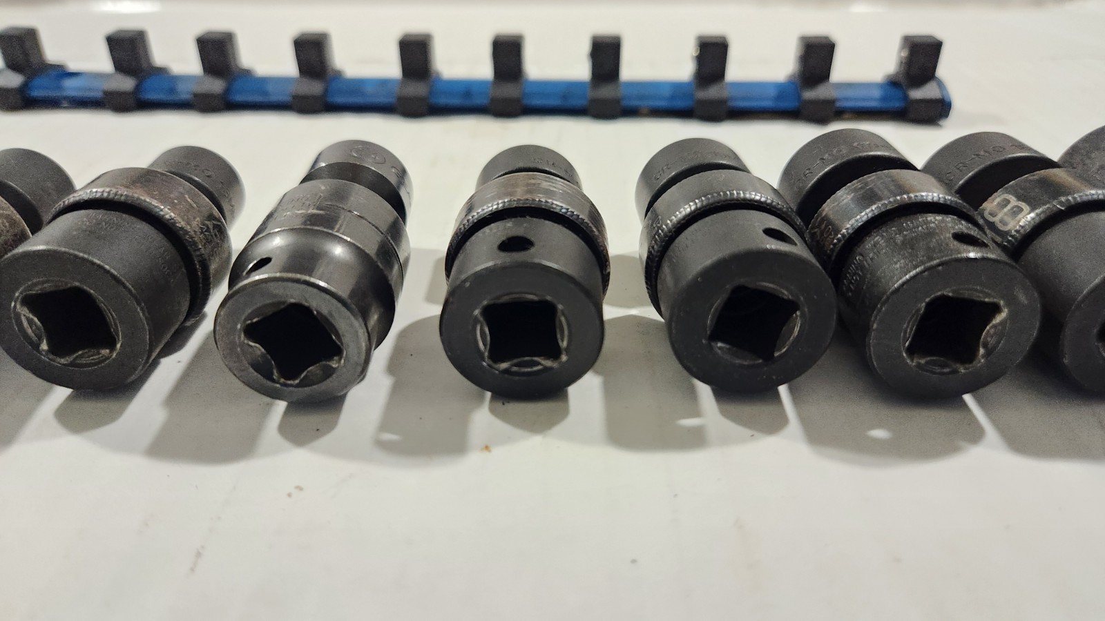 Matco 10-19MM ADV 10 Pc. 3/8″ Metric 6 Point Swivel Universal IMPACT Socket Set