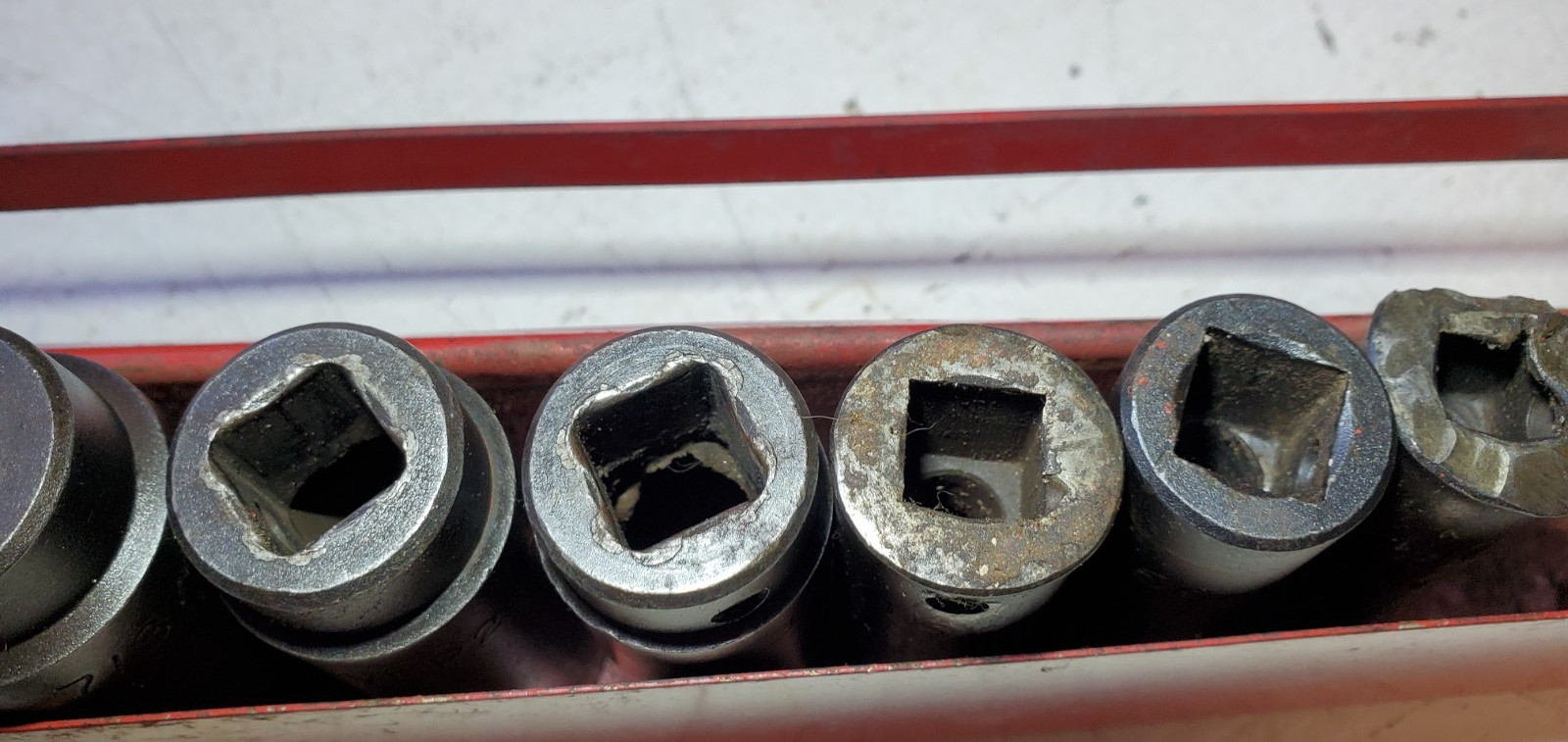 MAC TOOLS 1/2 SAE 6 Point DEEP Impact Socket Set Partial with Tray VT 10