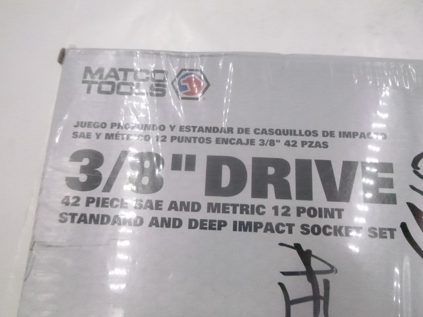 Matco Tools 42 Piece 3/8″ Drive Metric Standard & Deep Impact Socket Set SBP422V