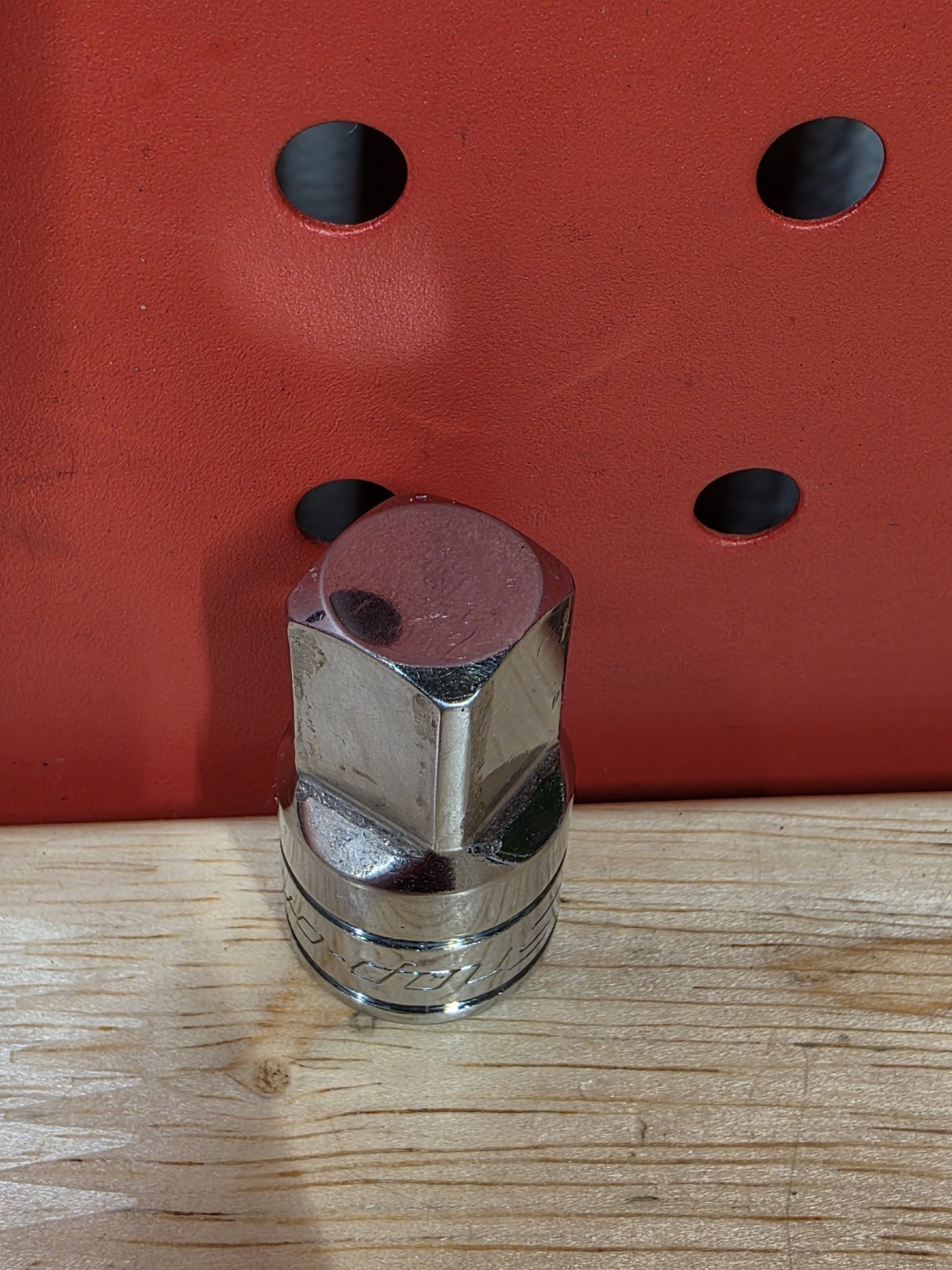 Snap-on Tools A2A 3/8″ F – 1/2″ M Drive Chrome Adapter Extension Socket