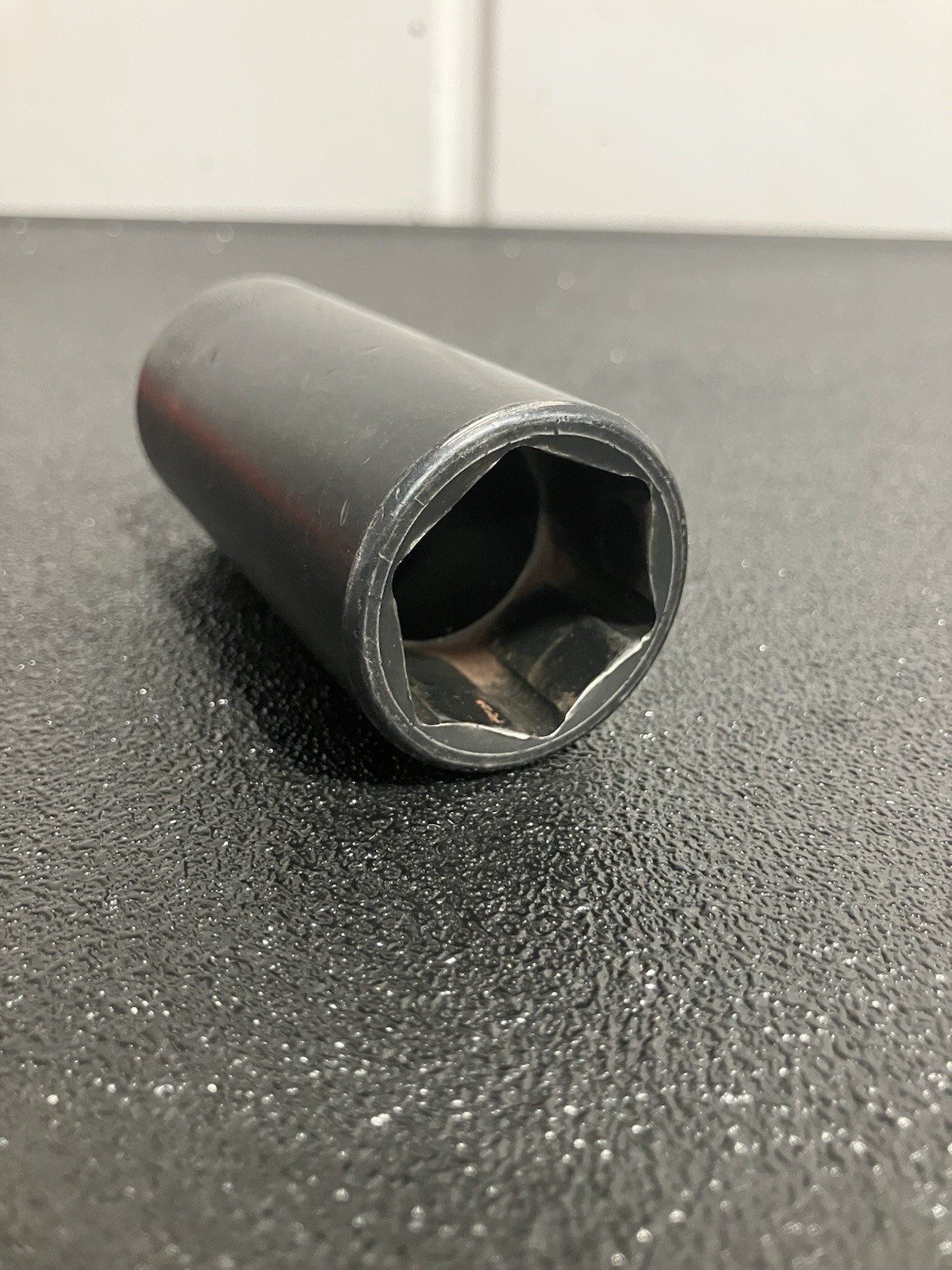 Snap On Tools USA SIMM290 29mm 1/2″ Drive 6Pt Flank Drive Deep Impact Socket