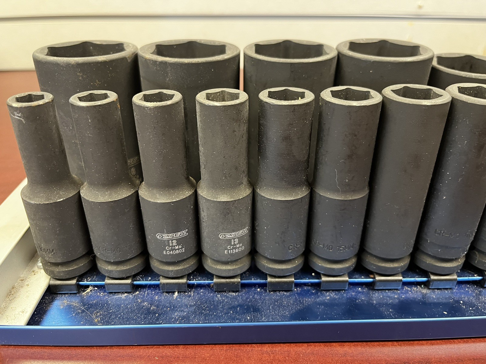 Expert by MAC Tools 26 pc 1/2″ Drive Metric 10-36mm Deep Impact Socket Set