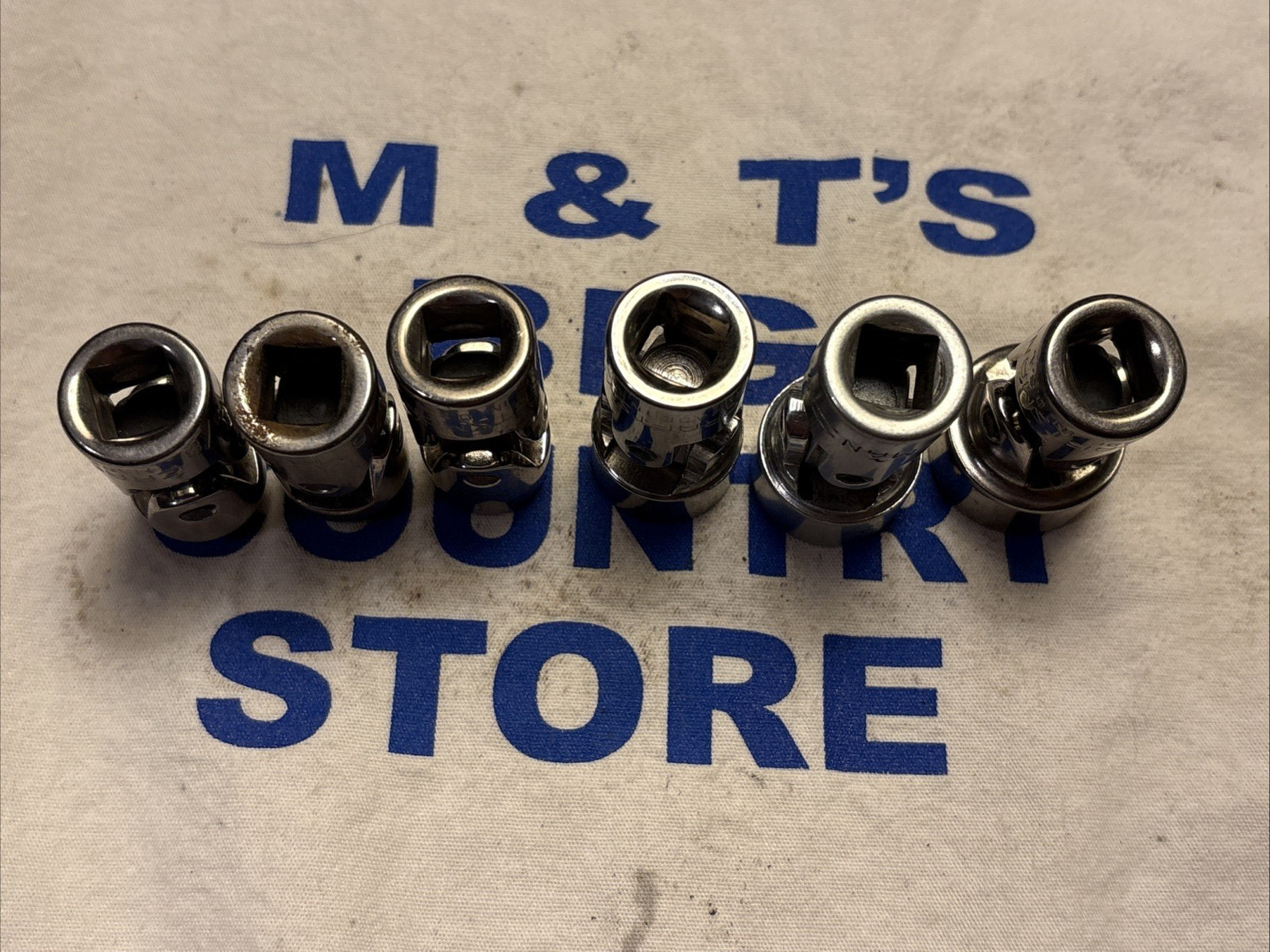 Craftsman USA 3/8″ Drive 6pc SAE 6pt Universal Swivel Socket Set 3/8-3/4″