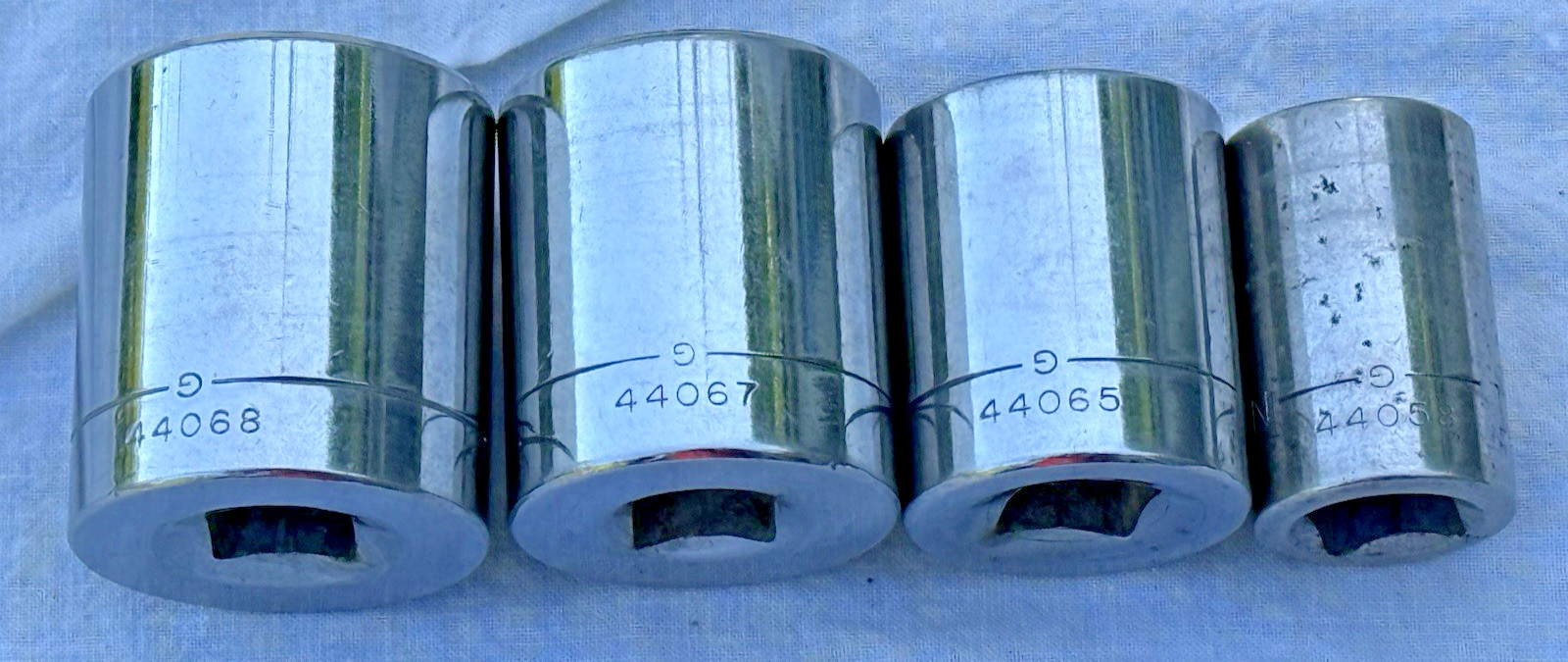 Craftsman USA 1/2” Drive SAE 6 Point Socket Set G Series 4 Pc 11/16 to 1-1/8″