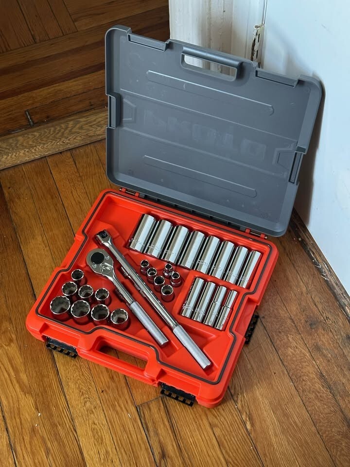PROTO socket set (J54130T) 30pcs, 1/2 in to 1-1/4 in – NEW, unused but opened