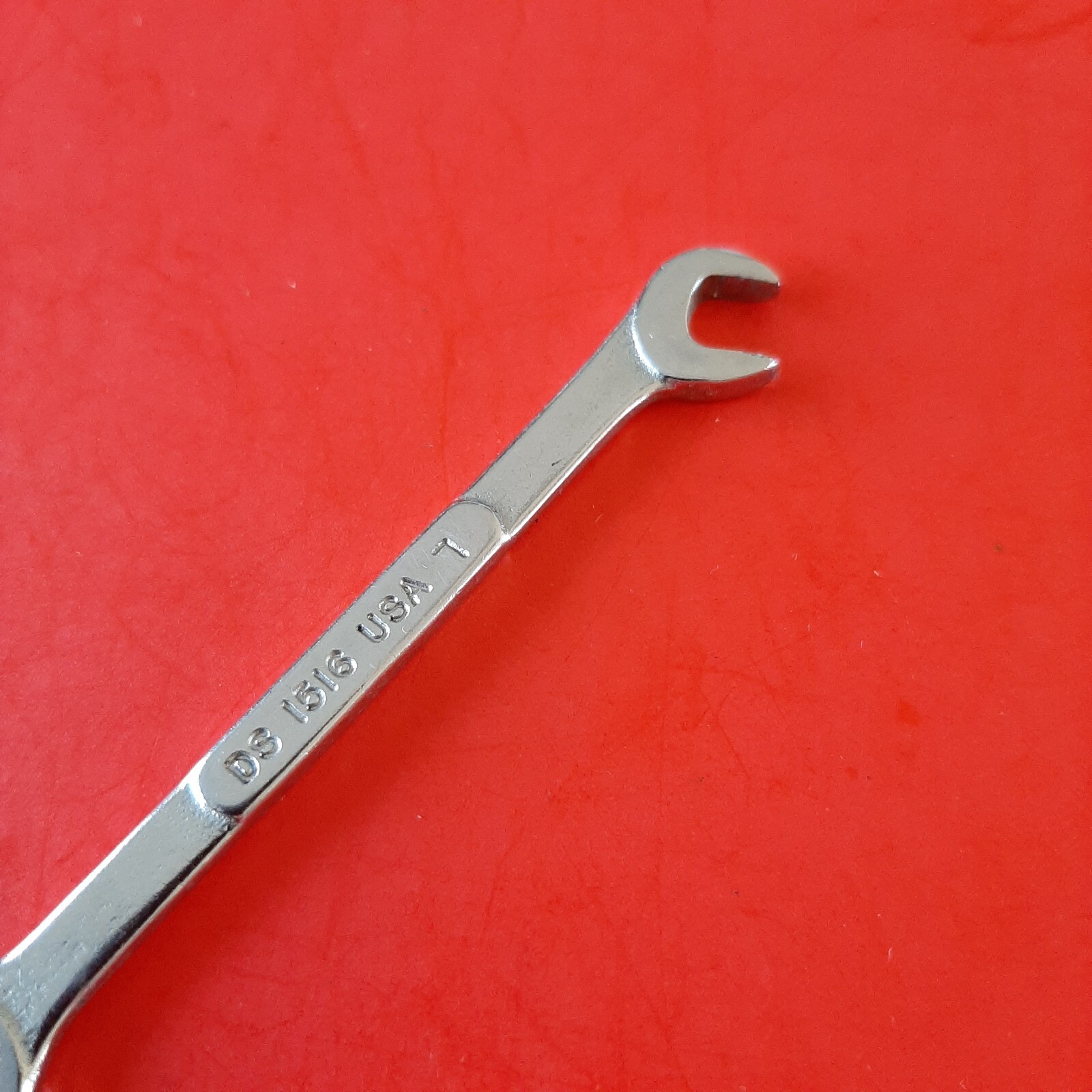 Snap-on Tools USA 15/64″ x 1/4″ SAE 4 Way Angled Ignition Wrench DS1516