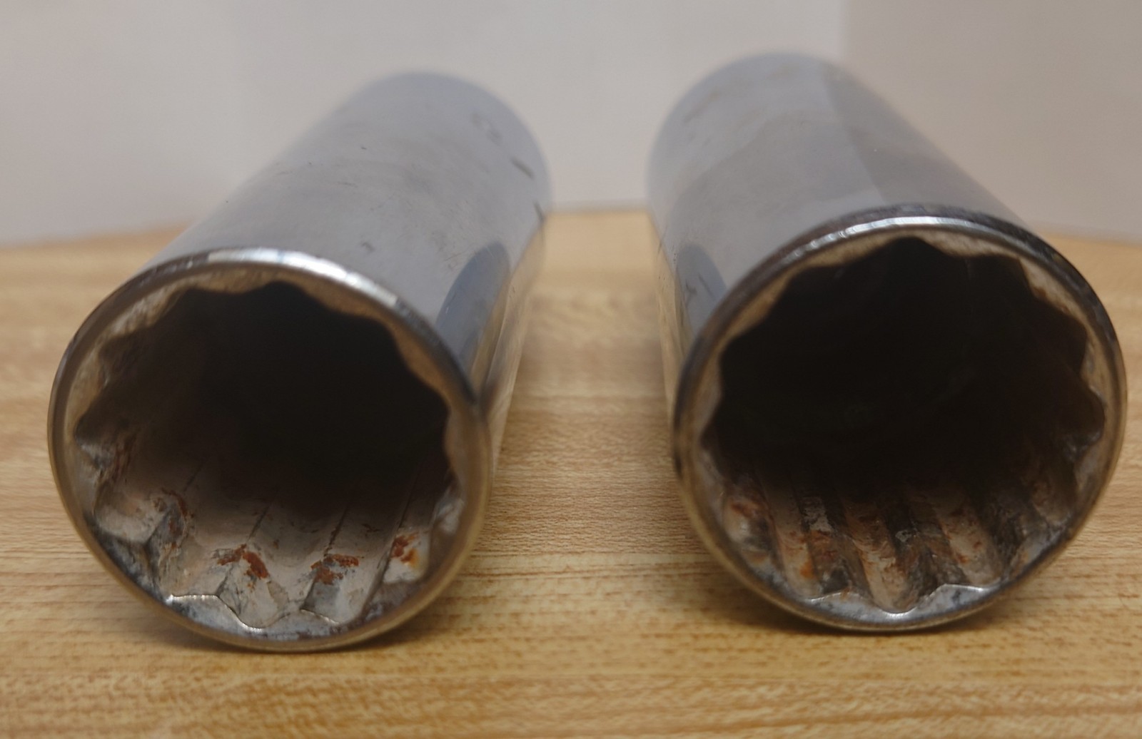 LOT OF 2 PROTO PROFESSIONAL 1/2 DRIVE 12 POINT DEEP SOCKETS NR 7/8, 15/16