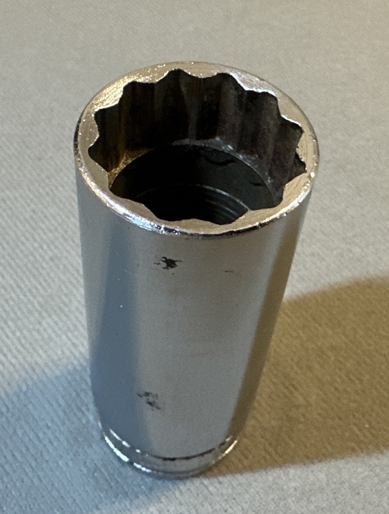 Snap-On SF281 3/8″ Drive, 7/8″ 12 Point Socket