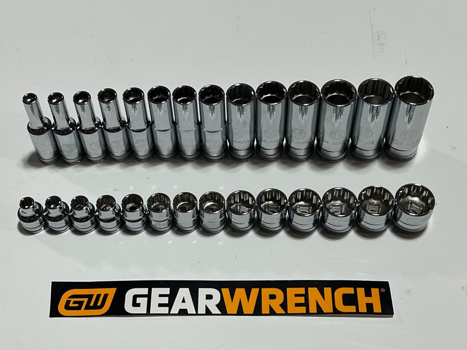 Gearwrench 28 Pc 3/8″ Dr 12 Point Short & Deep Metric Socket Set 6-19mm