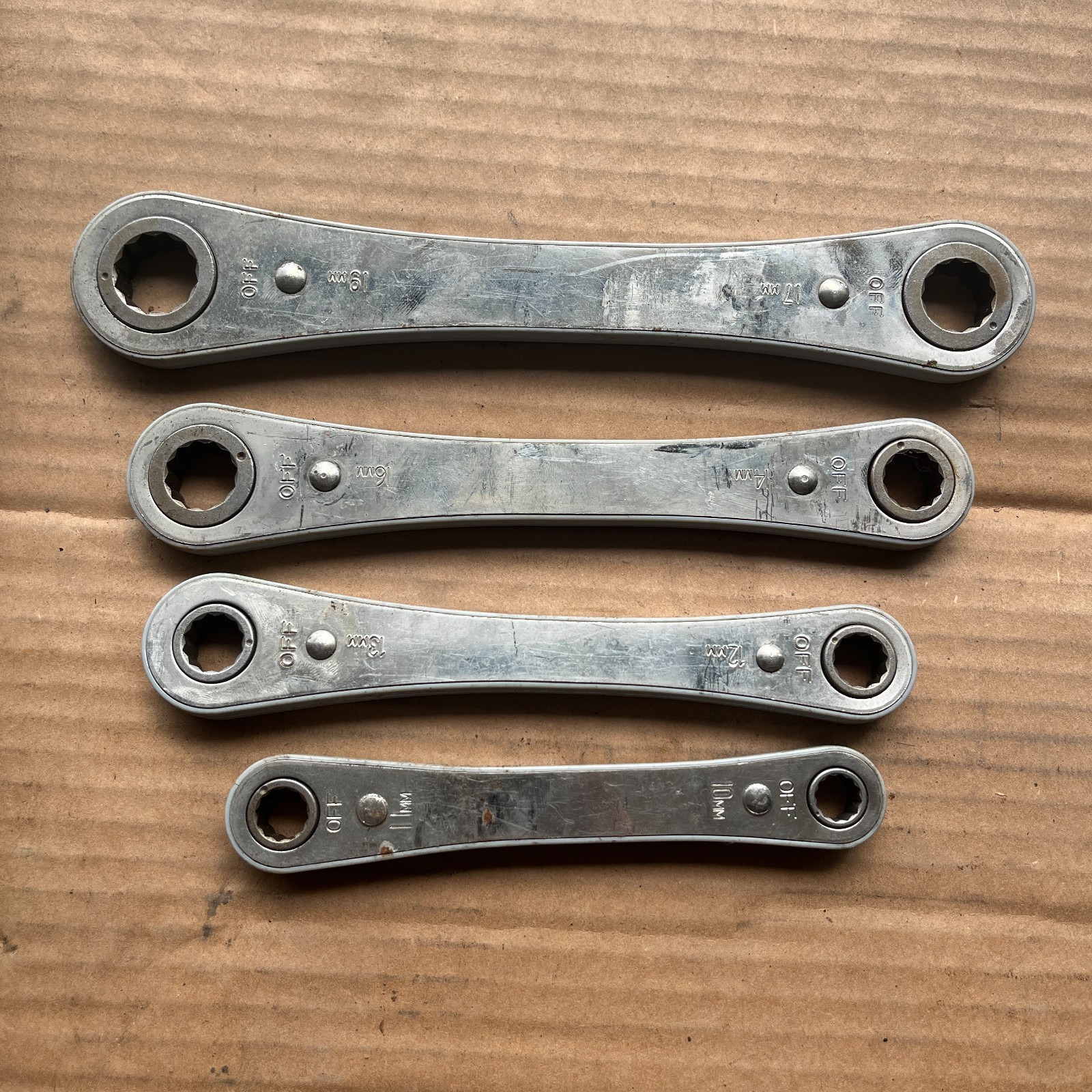 Sears Craftsman 4369 Metric Box End Ratcheting Wrench Set 4 Pc 10mm-19mm