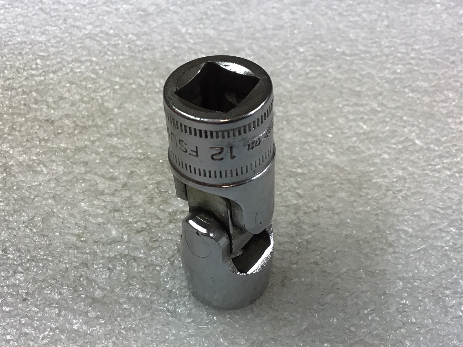Snap On#FSUM12- 12 mm,Metric, Chrome, 3/8″Dr., 6Pt., Swivel,Universal Socket-USA