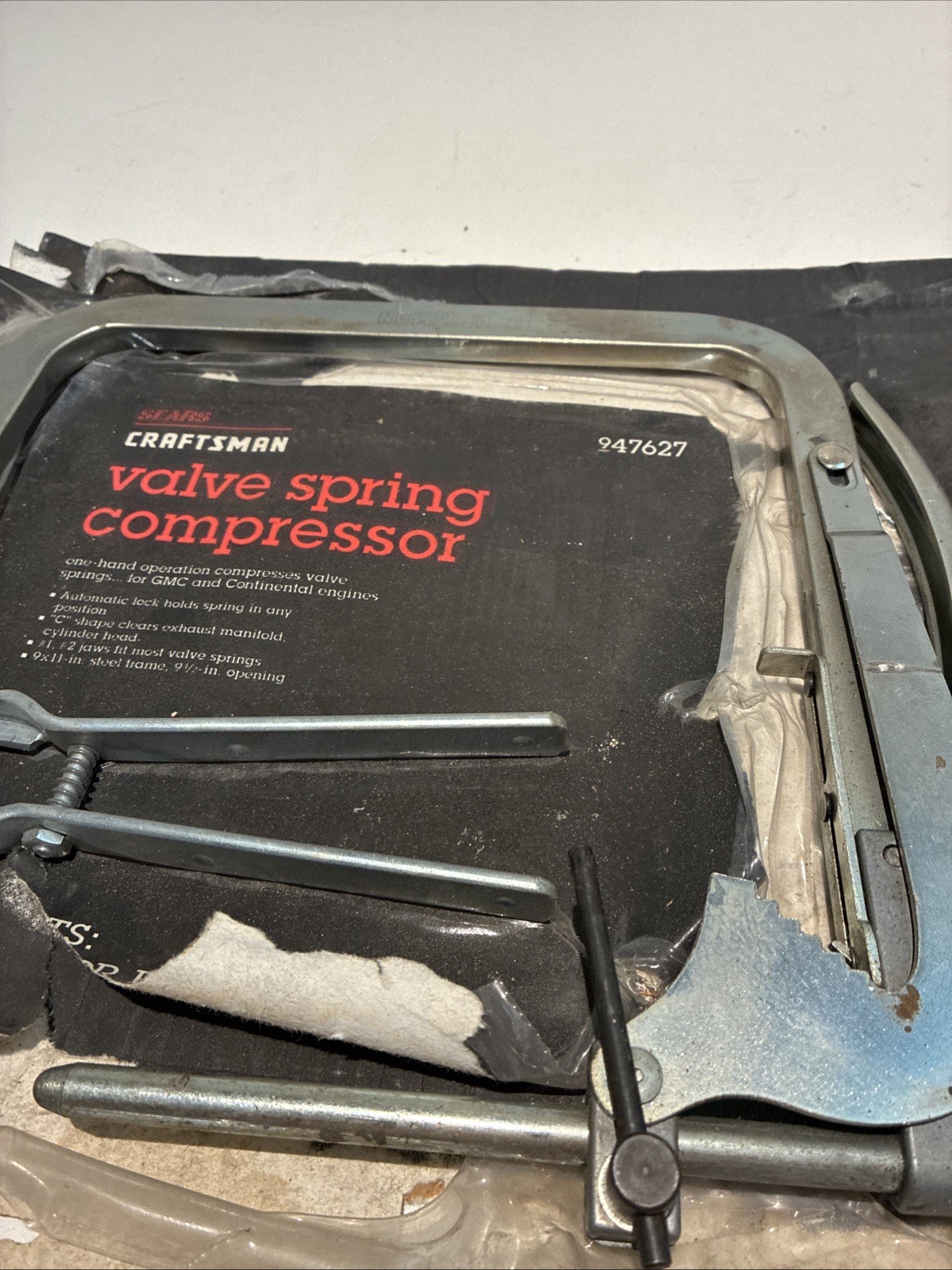 SEARS CRAFTSMAN USA 947627 VALVE SPRING COMPRESSOR TOOL TWO JAWS & FRAME