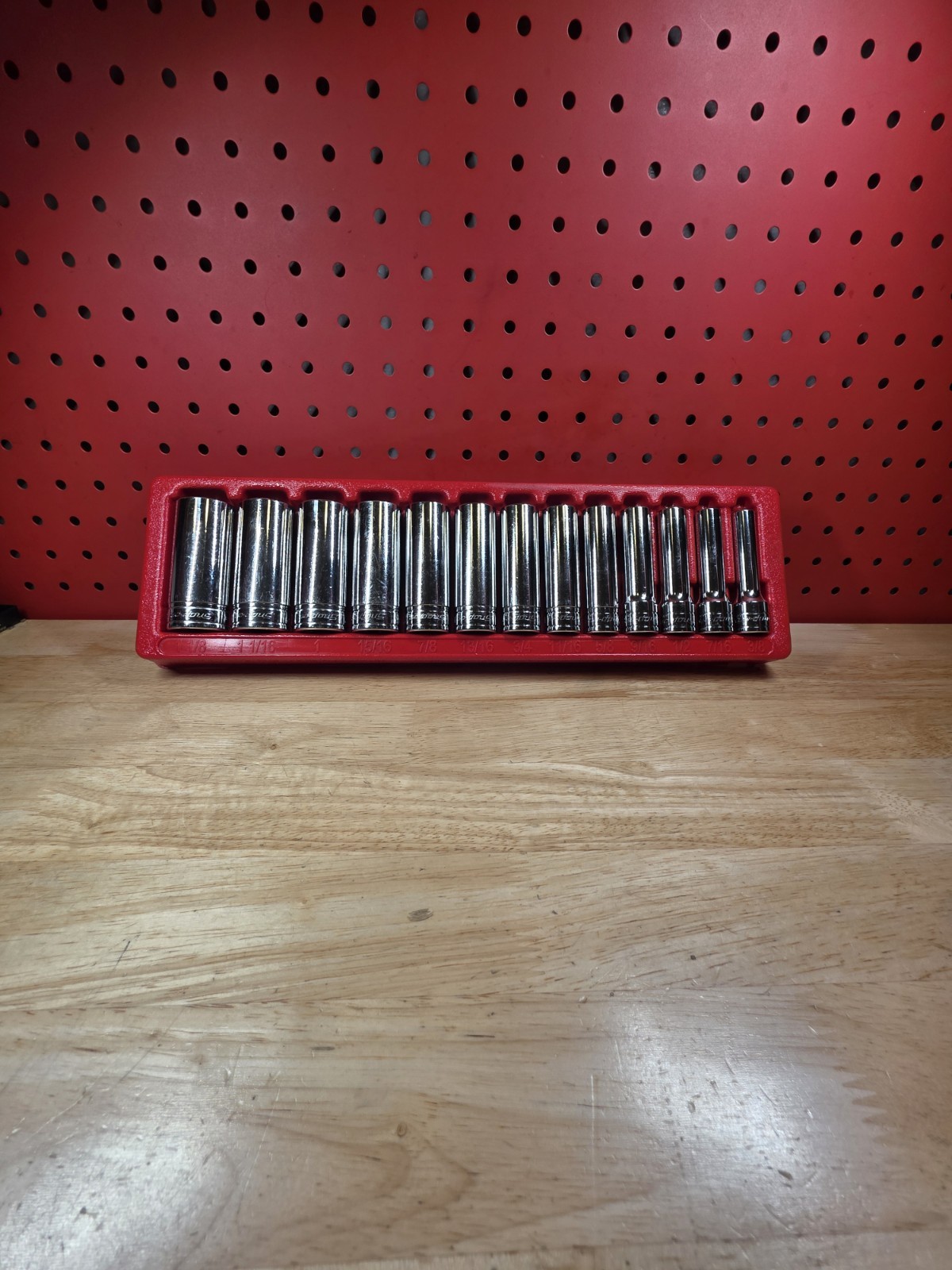 Snap-on 313TSYA 1/2″ Drive 13-Piece 3/8″ – 1-1/8″ Deep 6-Point Chrome Socket Set