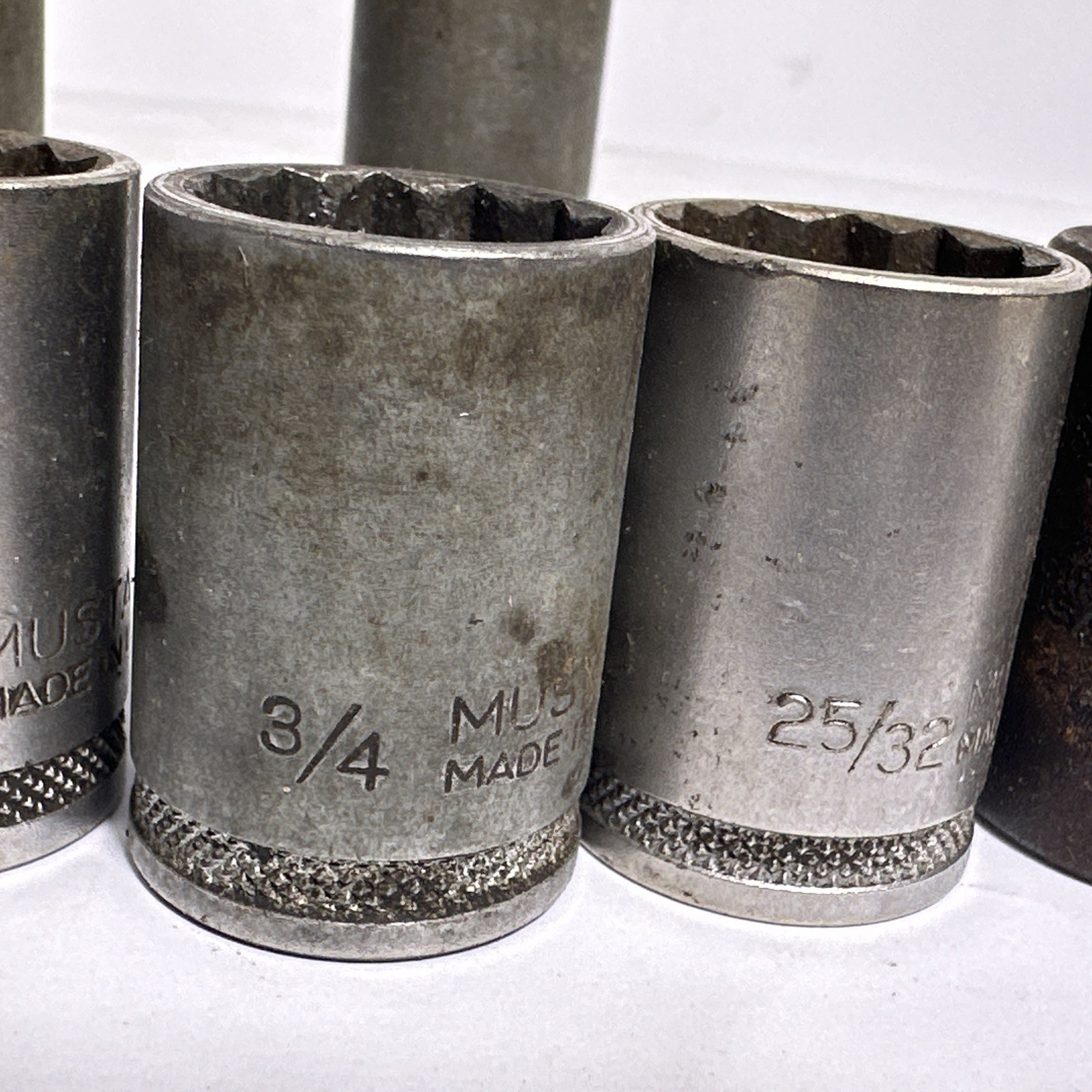 Vintage Mustang Tools 14pc SAE 1/2” Drive Socket Set 7/16” to 1”
