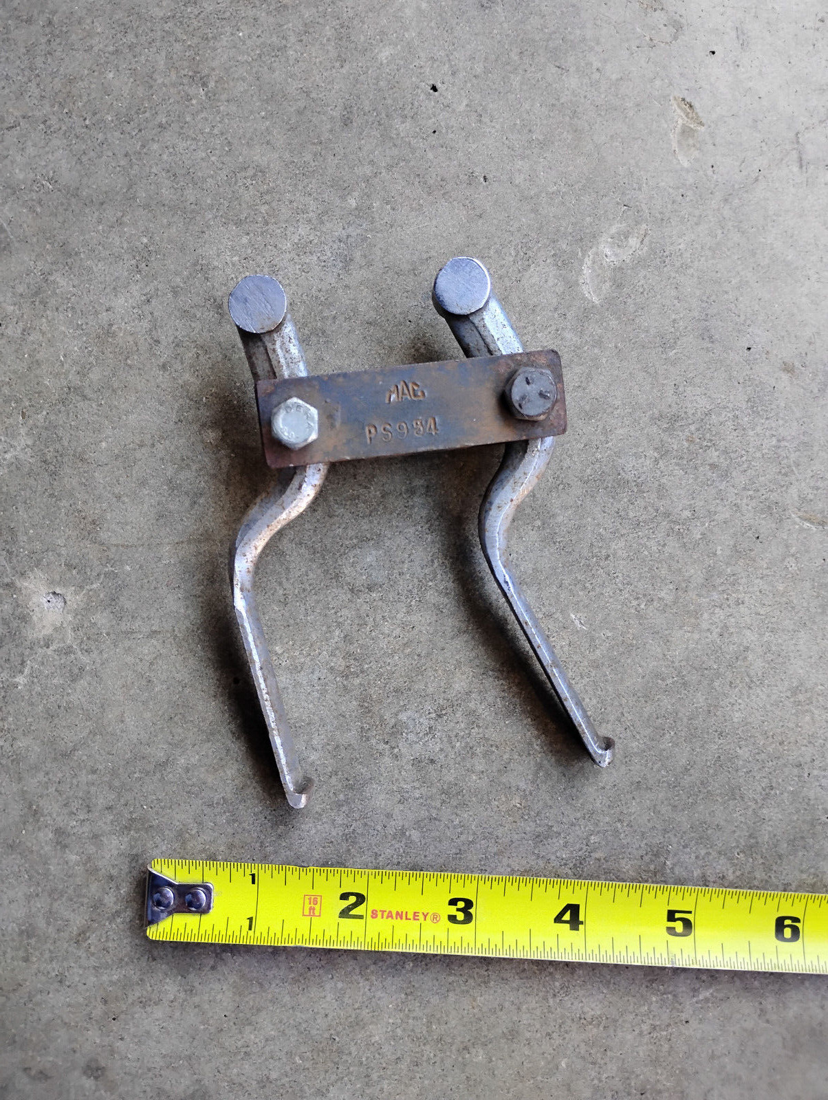MAC Tools PS954 – 2-Jaw Arm Puller Tool