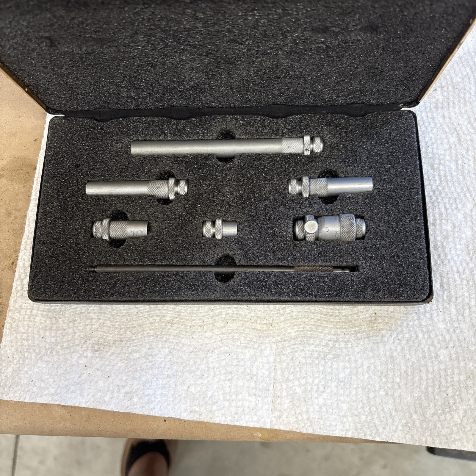 inside bore micrometer 1”to 6”