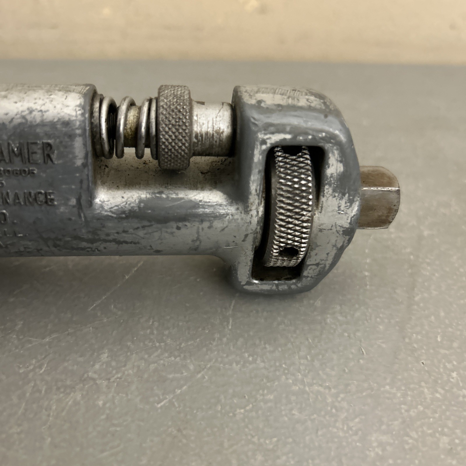 VINTAGE AMMCO RIDGE CYLINDER RIDGE HAND REAMER