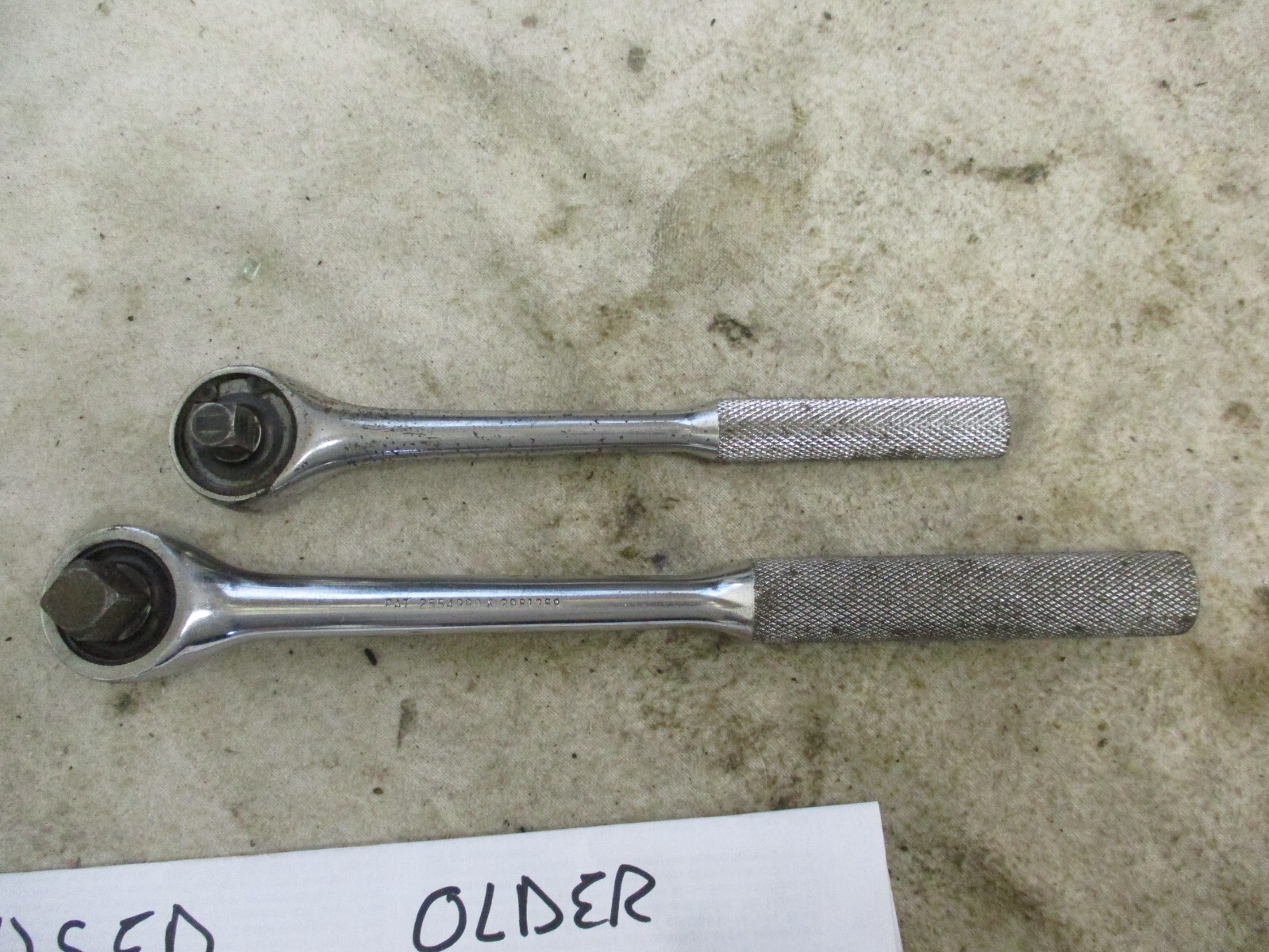 LOT of 2 Vintage HUSKY CB45 3/8″ Drive & CS43 1/2″ Drive RATCHETS USA HAS WEAR