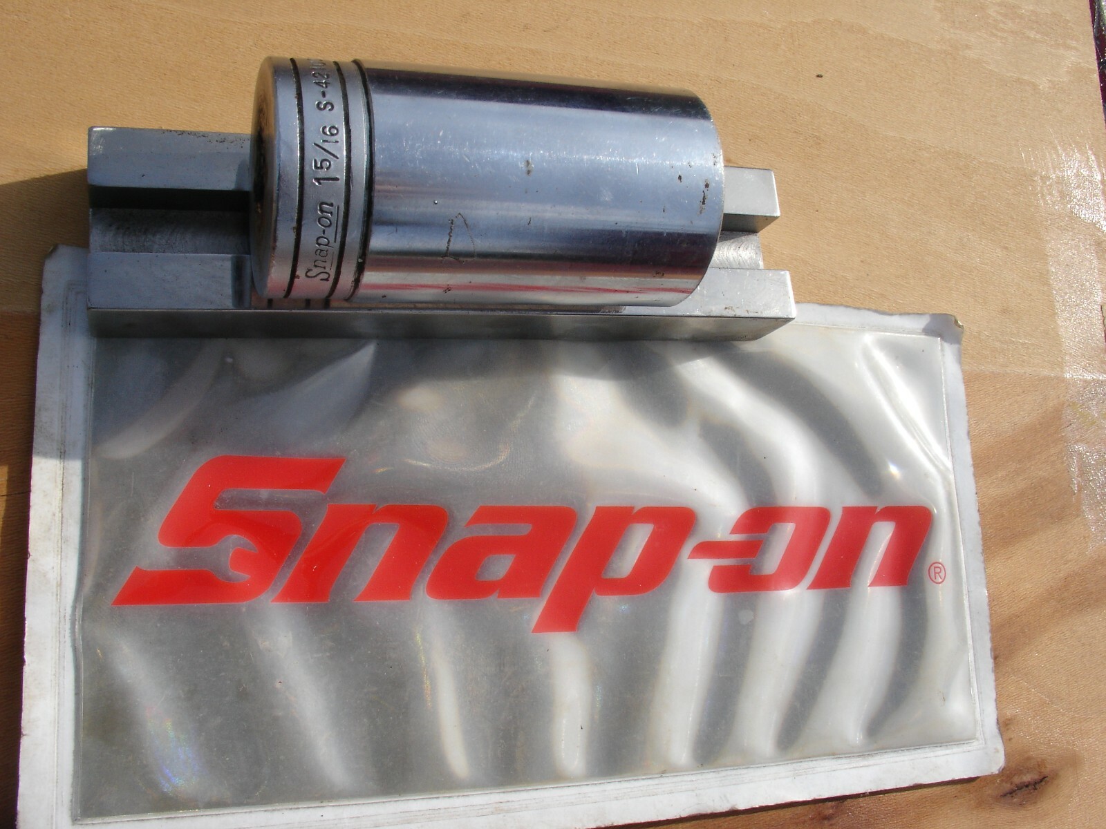 SNAP ON TOOLS WRENCHES SOCKETS RATCHETS