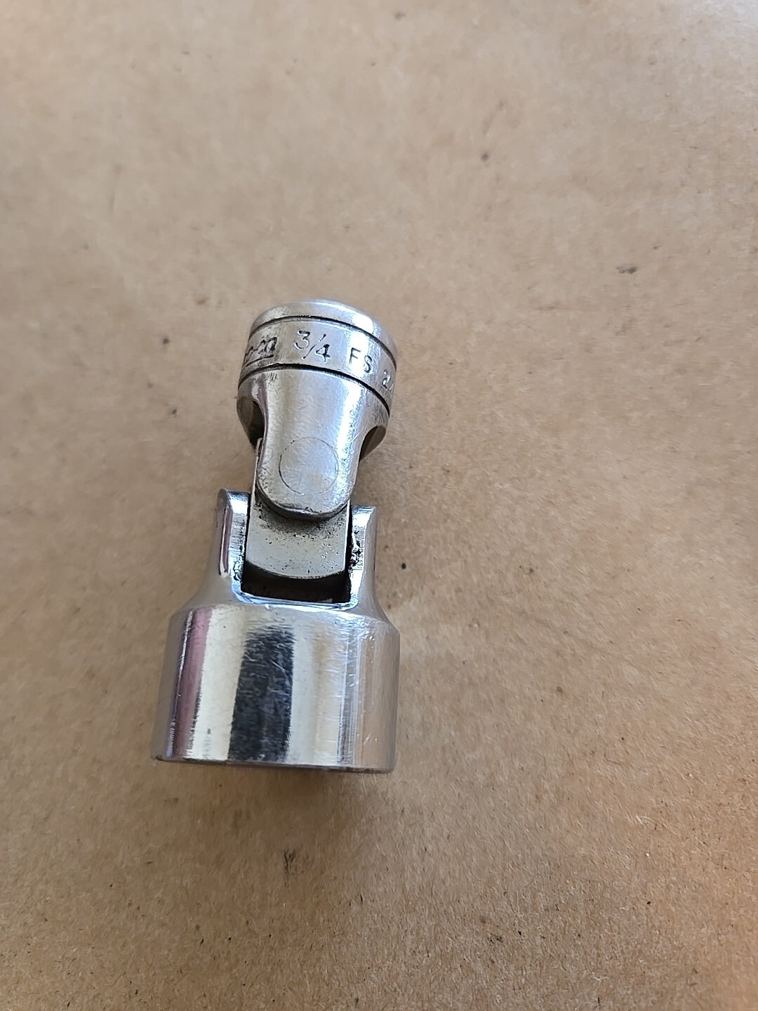 Snap On 3/8″ Drive 3/4″ 6PT Chrome Swivel Socket FS24